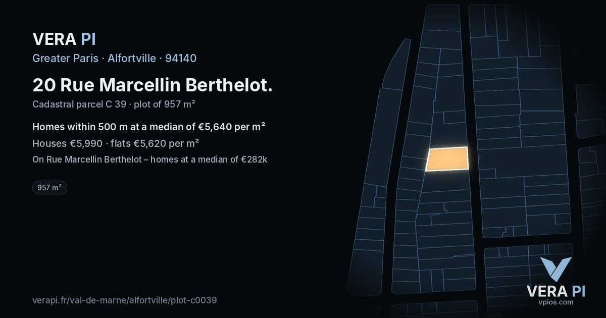 20 Rue Marcellin Berthelot, Alfortville at night – the plot lit, the parcels around coloured by the prices near them