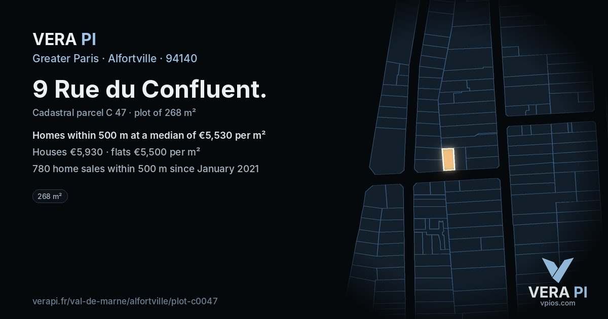 9 Rue du Confluent, Alfortville at night – the plot lit, the parcels around coloured by the prices near them