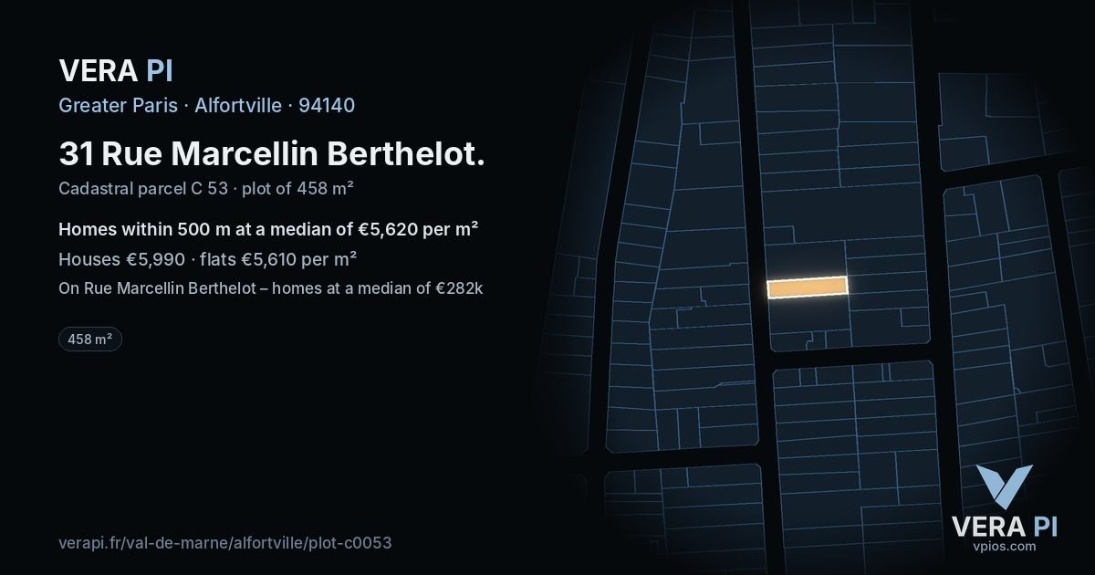 31 Rue Marcellin Berthelot, Alfortville at night – the plot lit, the parcels around coloured by the prices near them