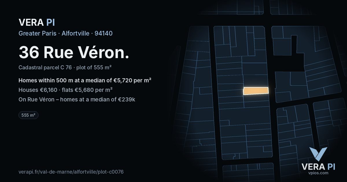 36 Rue Véron, Alfortville at night – the plot lit, the parcels around coloured by the prices near them