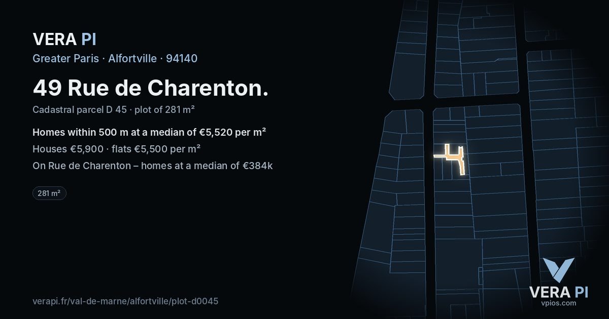 49 Rue de Charenton, Alfortville at night – the plot lit, the parcels around coloured by the prices near them
