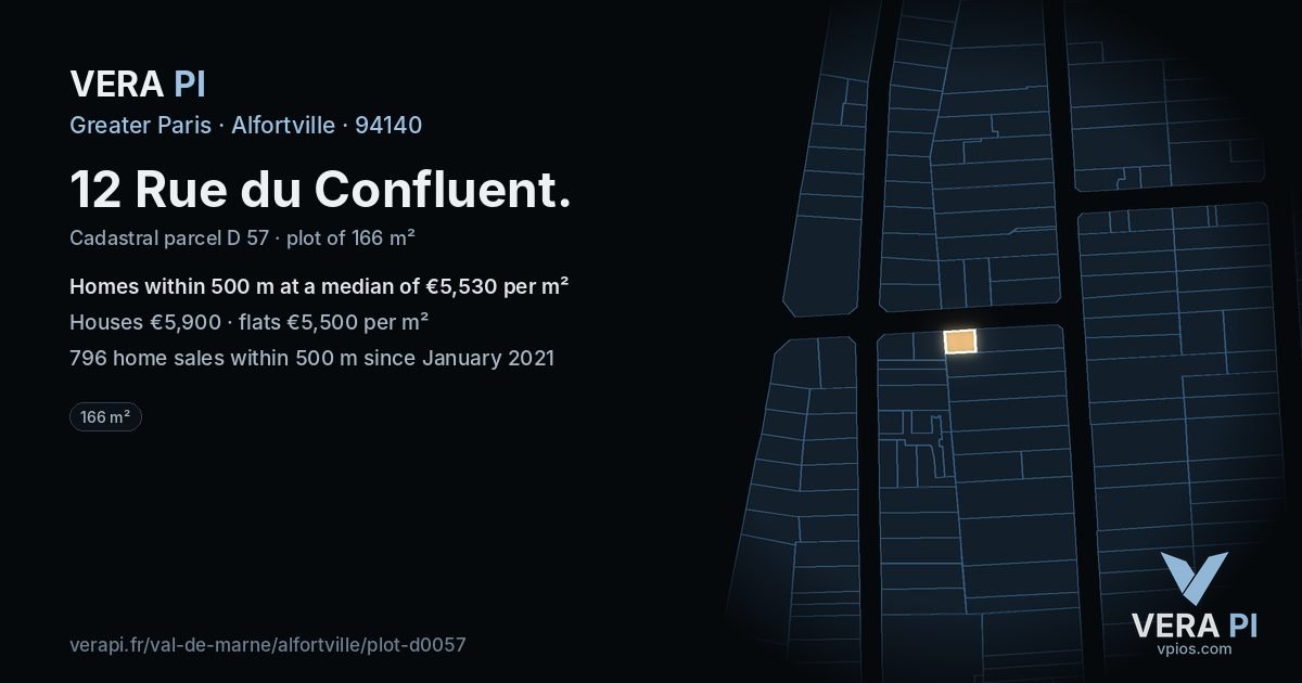 12 Rue du Confluent, Alfortville at night – the plot lit, the parcels around coloured by the prices near them
