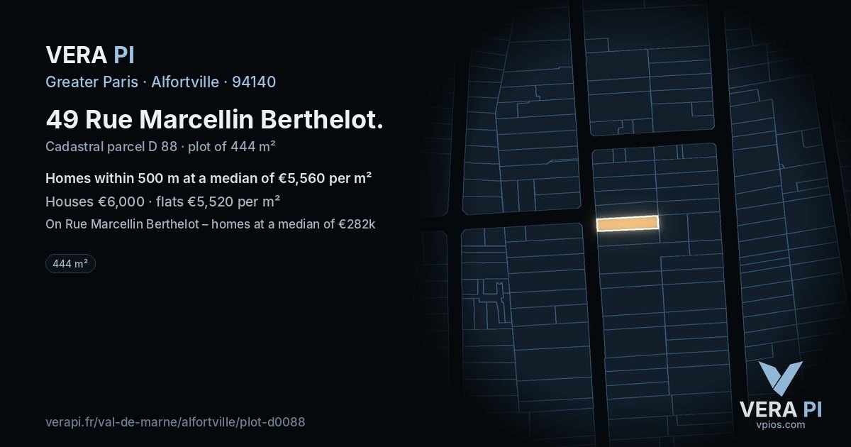 49 Rue Marcellin Berthelot, Alfortville at night – the plot lit, the parcels around coloured by the prices near them