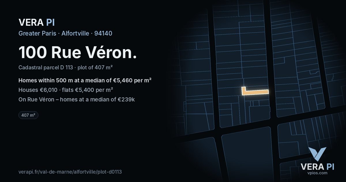 100 Rue Véron, Alfortville at night – the plot lit, the parcels around coloured by the prices near them