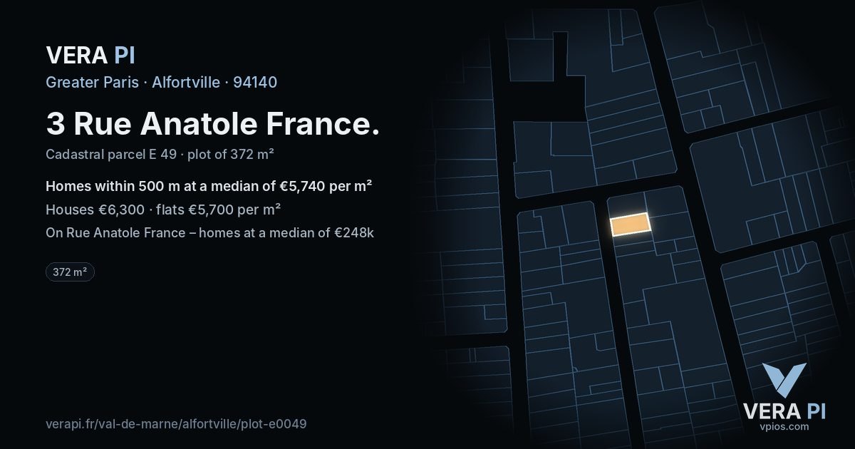 3 Rue Anatole France, Alfortville at night – the plot lit, the parcels around coloured by the prices near them