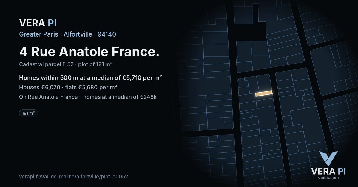 4 Rue Anatole France, Alfortville at night – the plot lit, the parcels around coloured by the prices near them