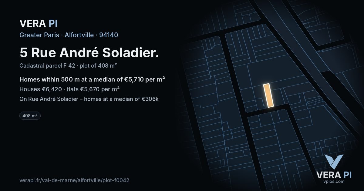5 Rue André Soladier, Alfortville at night – the plot lit, the parcels around coloured by the prices near them