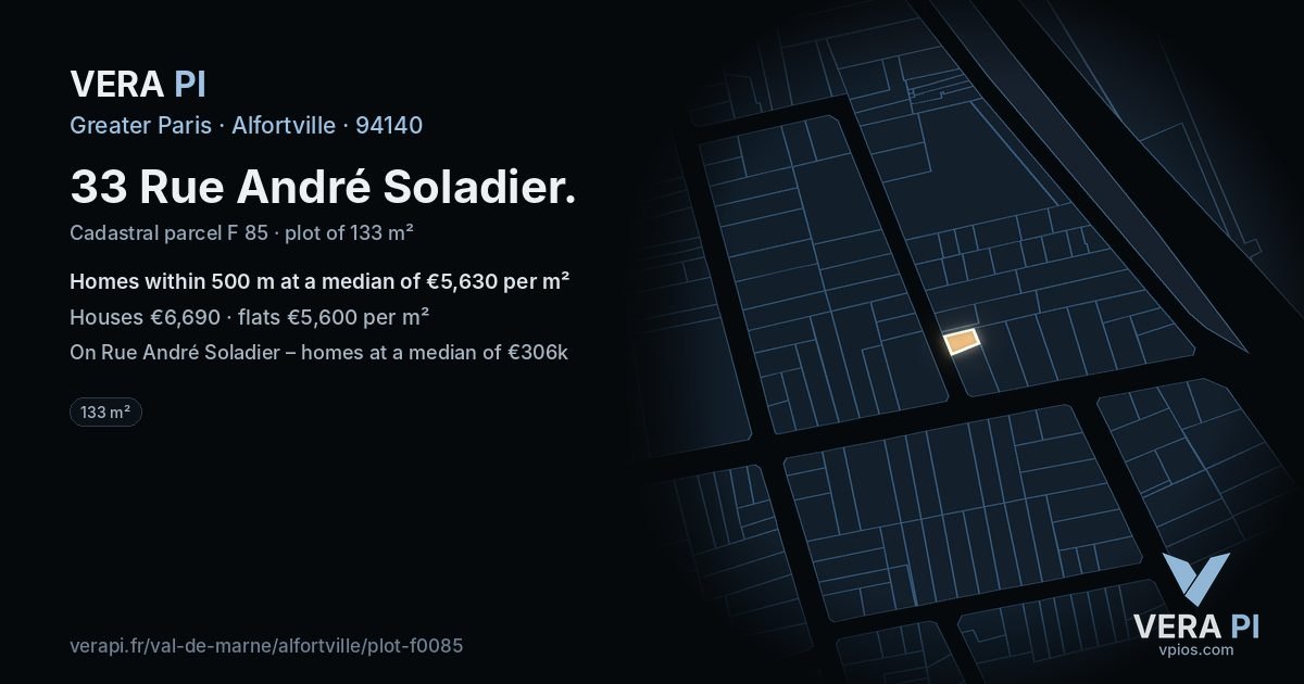 33 Rue André Soladier, Alfortville at night – the plot lit, the parcels around coloured by the prices near them
