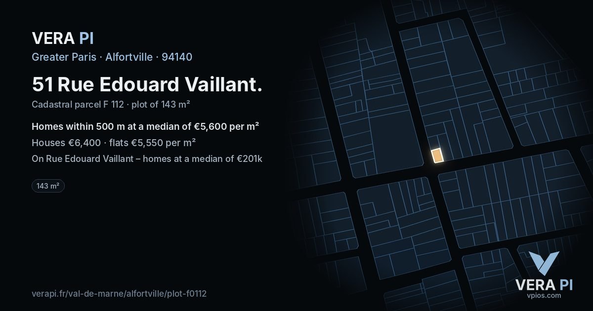 51 Rue Edouard Vaillant, Alfortville at night – the plot lit, the parcels around coloured by the prices near them
