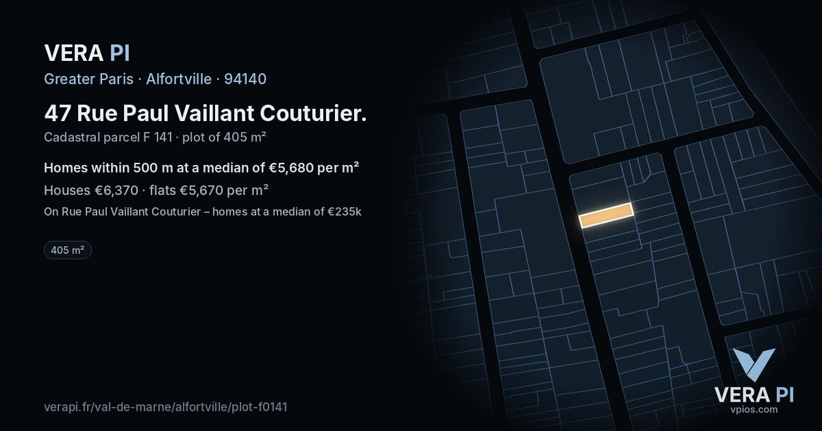 47 Rue Paul Vaillant Couturier, Alfortville at night – the plot lit, the parcels around coloured by the prices near them