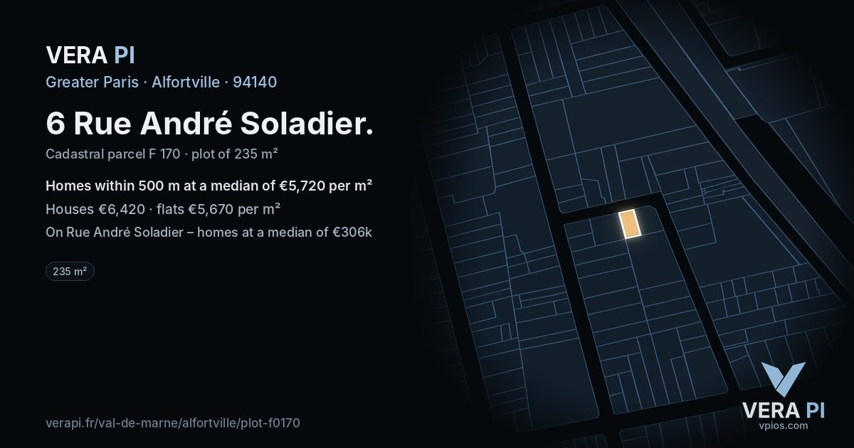 6 Rue André Soladier, Alfortville at night – the plot lit, the parcels around coloured by the prices near them