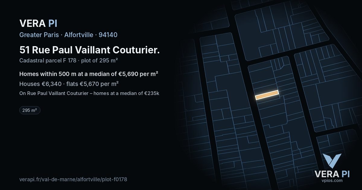 51 Rue Paul Vaillant Couturier, Alfortville at night – the plot lit, the parcels around coloured by the prices near them