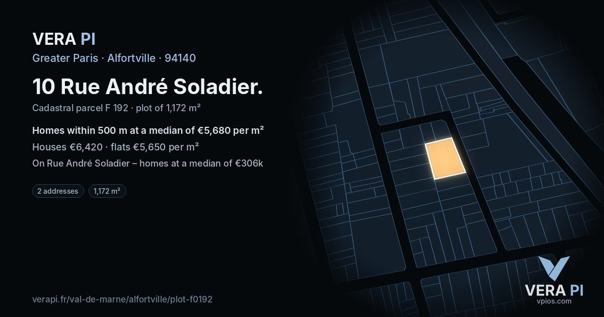 10 Rue André Soladier, Alfortville at night – the plot lit, the parcels around coloured by the prices near them