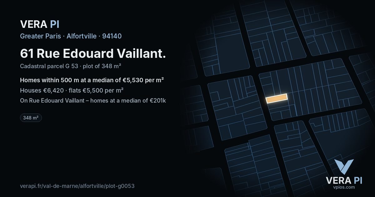 61 Rue Edouard Vaillant, Alfortville at night – the plot lit, the parcels around coloured by the prices near them