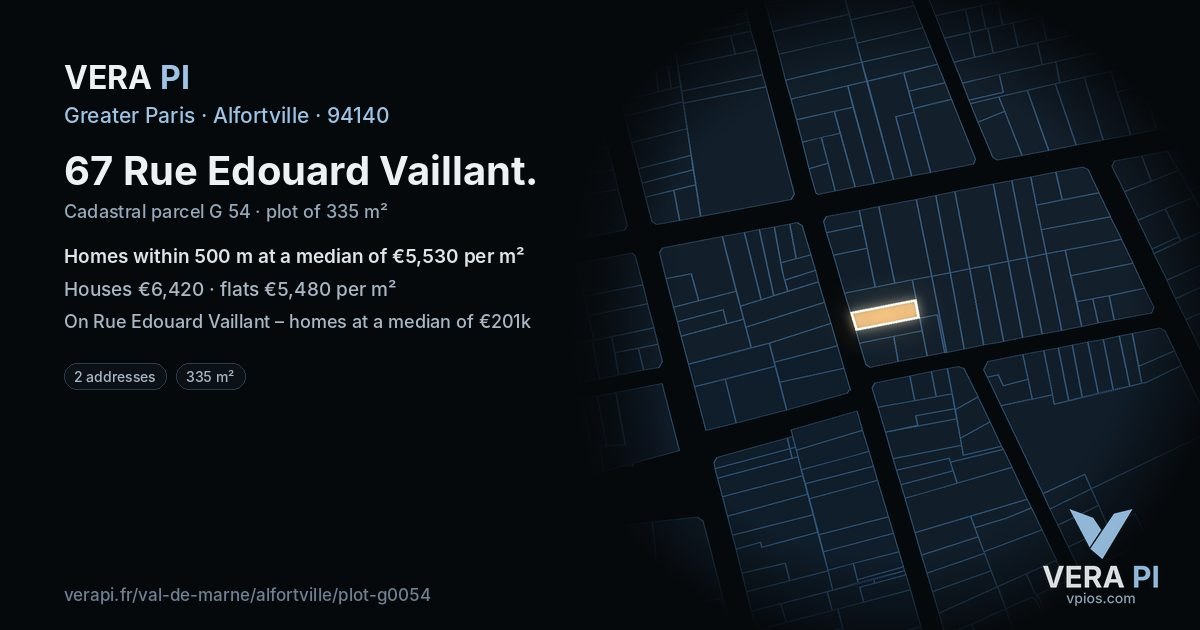 67 Rue Edouard Vaillant, Alfortville at night – the plot lit, the parcels around coloured by the prices near them