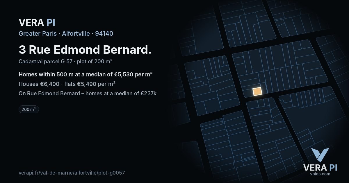 3 Rue Edmond Bernard, Alfortville at night – the plot lit, the parcels around coloured by the prices near them