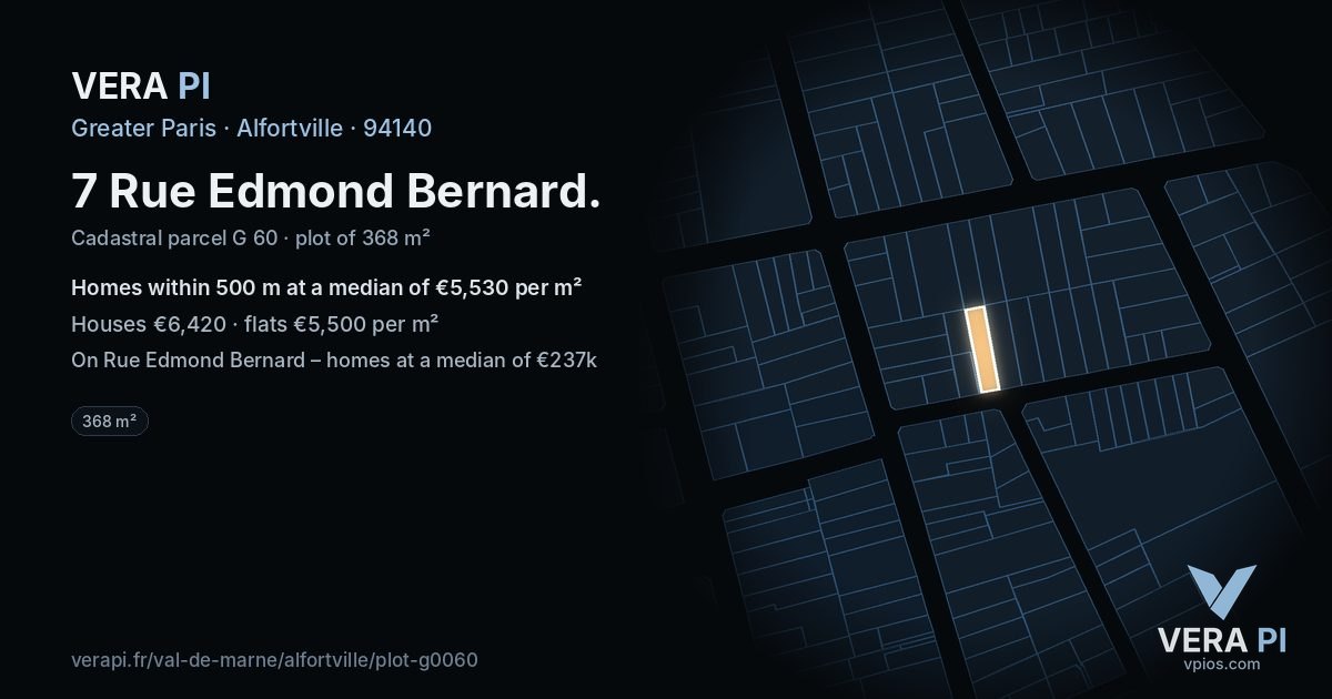 7 Rue Edmond Bernard, Alfortville at night – the plot lit, the parcels around coloured by the prices near them