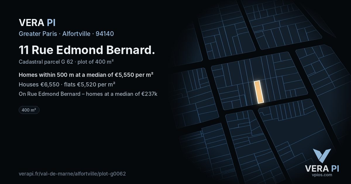 11 Rue Edmond Bernard, Alfortville at night – the plot lit, the parcels around coloured by the prices near them