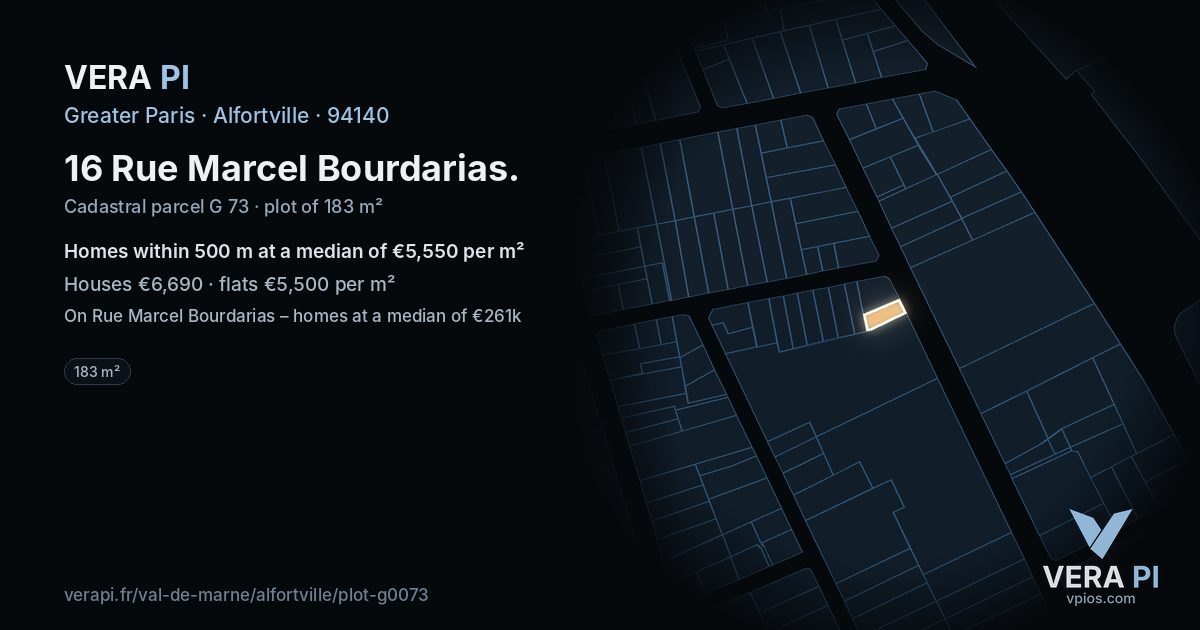 16 Rue Marcel Bourdarias, Alfortville at night – the plot lit, the parcels around coloured by the prices near them
