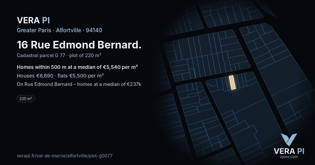 16 Rue Edmond Bernard, Alfortville at night – the plot lit, the parcels around coloured by the prices near them