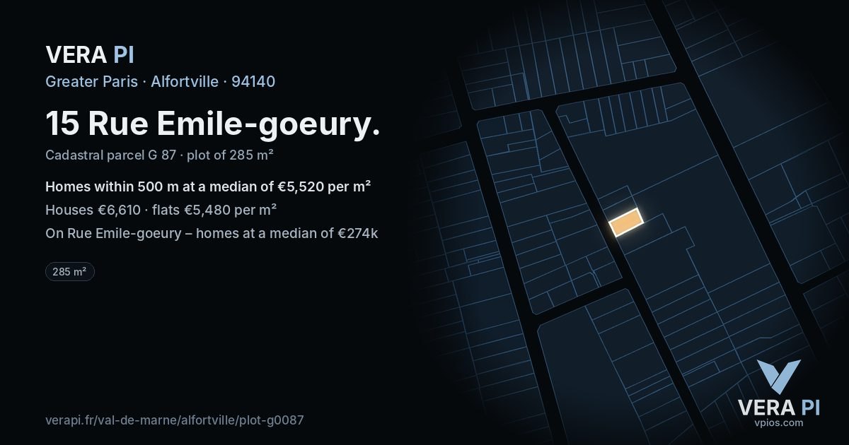 15 Rue Emile-goeury, Alfortville at night – the plot lit, the parcels around coloured by the prices near them