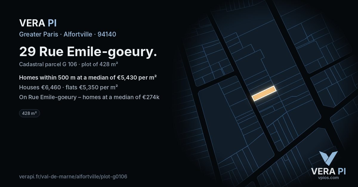 29 Rue Emile-goeury, Alfortville at night – the plot lit, the parcels around coloured by the prices near them