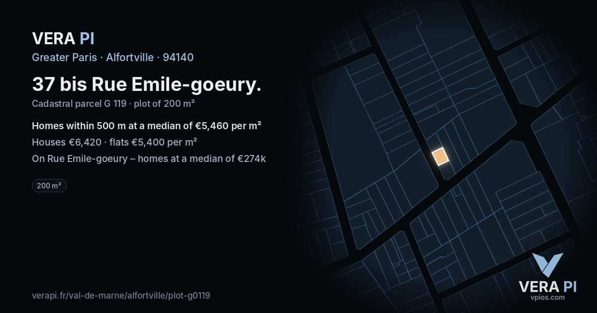 37 bis Rue Emile-goeury, Alfortville at night – the plot lit, the parcels around coloured by the prices near them