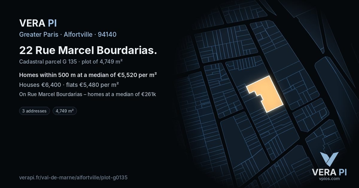 22 Rue Marcel Bourdarias, Alfortville at night – the plot lit, the parcels around coloured by the prices near them