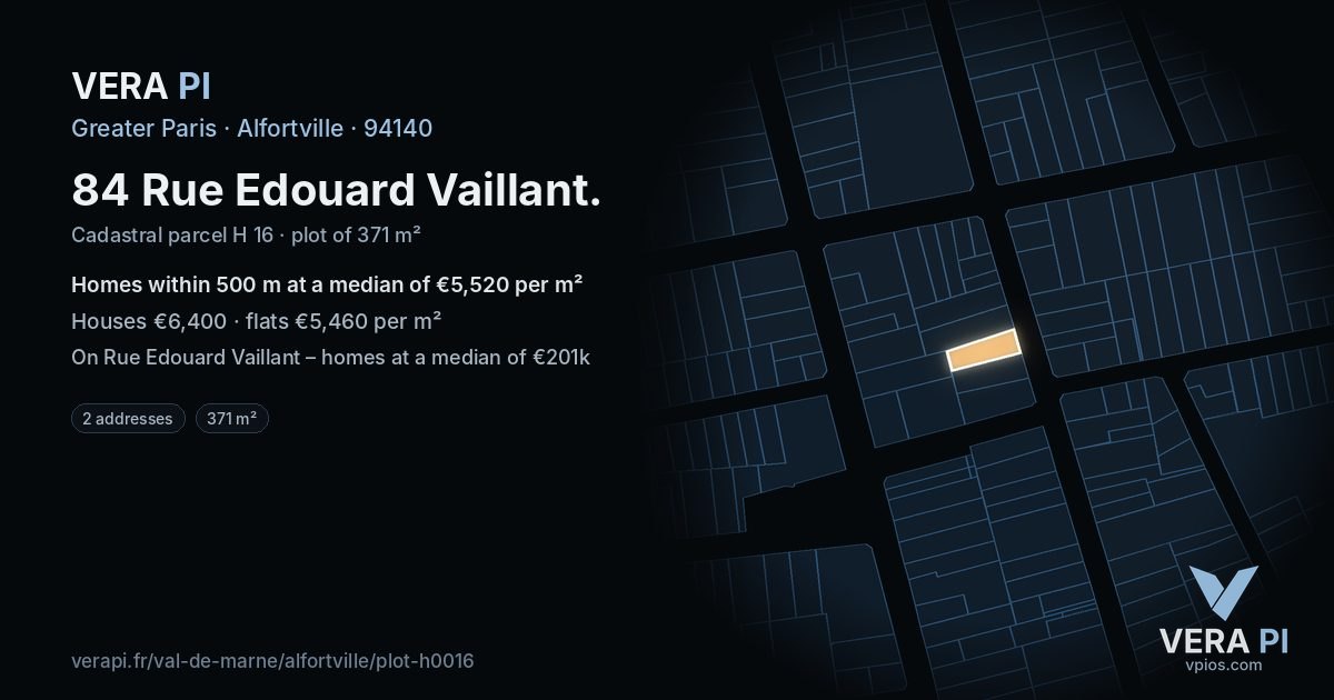 84 Rue Edouard Vaillant, Alfortville at night – the plot lit, the parcels around coloured by the prices near them