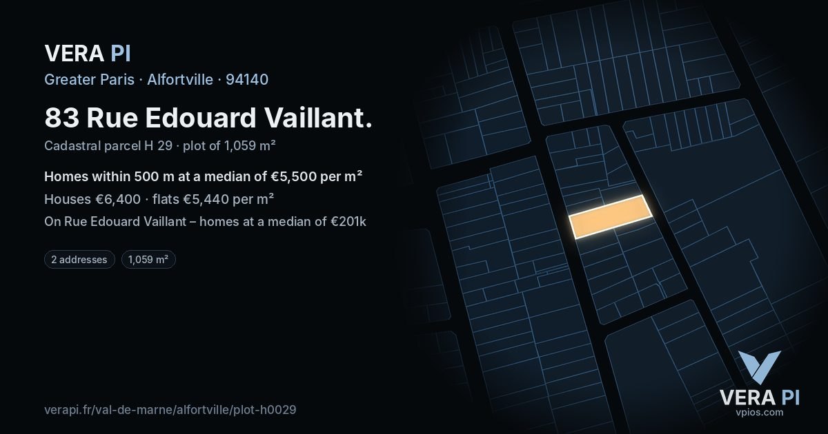 83 Rue Edouard Vaillant, Alfortville at night – the plot lit, the parcels around coloured by the prices near them