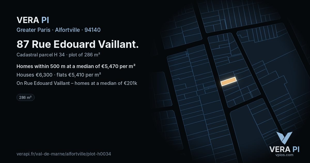 87 Rue Edouard Vaillant, Alfortville at night – the plot lit, the parcels around coloured by the prices near them