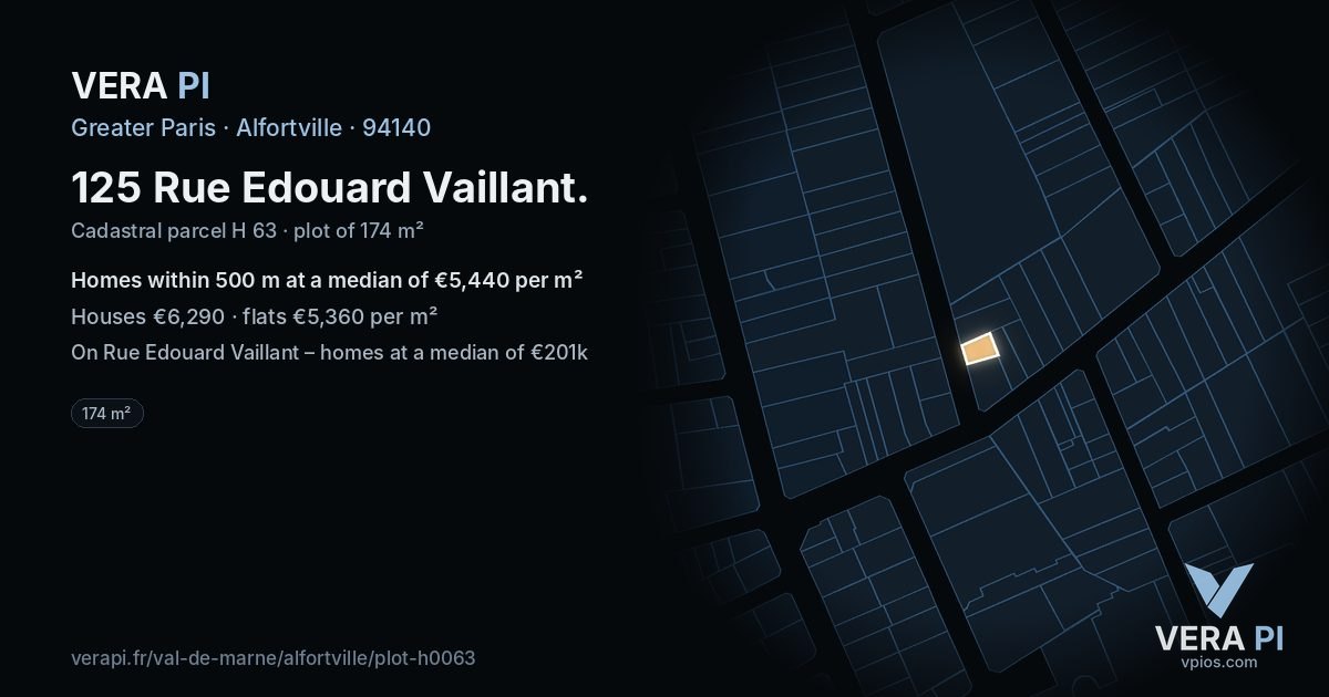 125 Rue Edouard Vaillant, Alfortville at night – the plot lit, the parcels around coloured by the prices near them