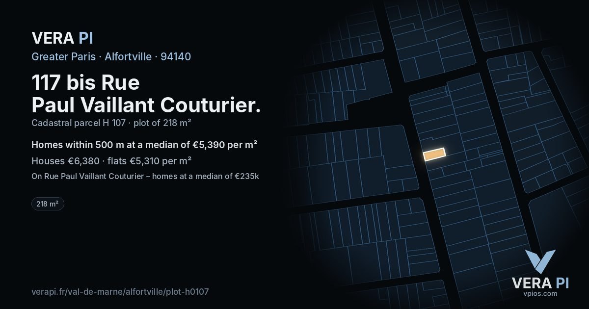 117 bis Rue Paul Vaillant Couturier, Alfortville at night – the plot lit, the parcels around coloured by the prices near them