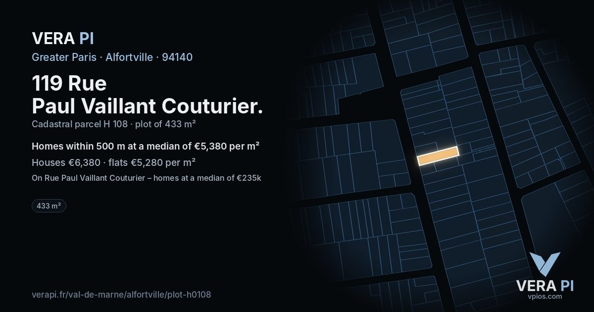 119 Rue Paul Vaillant Couturier, Alfortville at night – the plot lit, the parcels around coloured by the prices near them