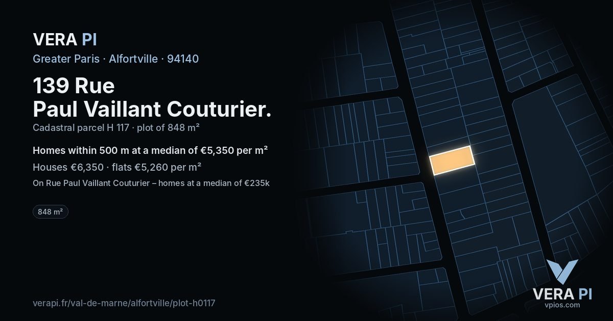 139 Rue Paul Vaillant Couturier, Alfortville at night – the plot lit, the parcels around coloured by the prices near them