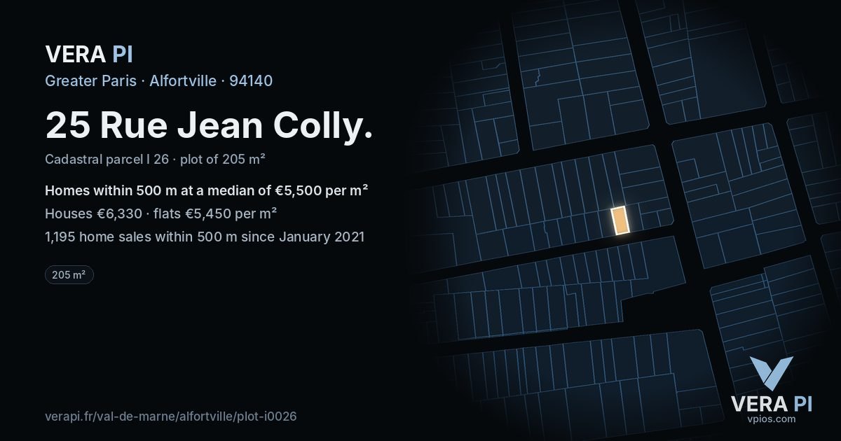 25 Rue Jean Colly, Alfortville at night – the plot lit, the parcels around coloured by the prices near them