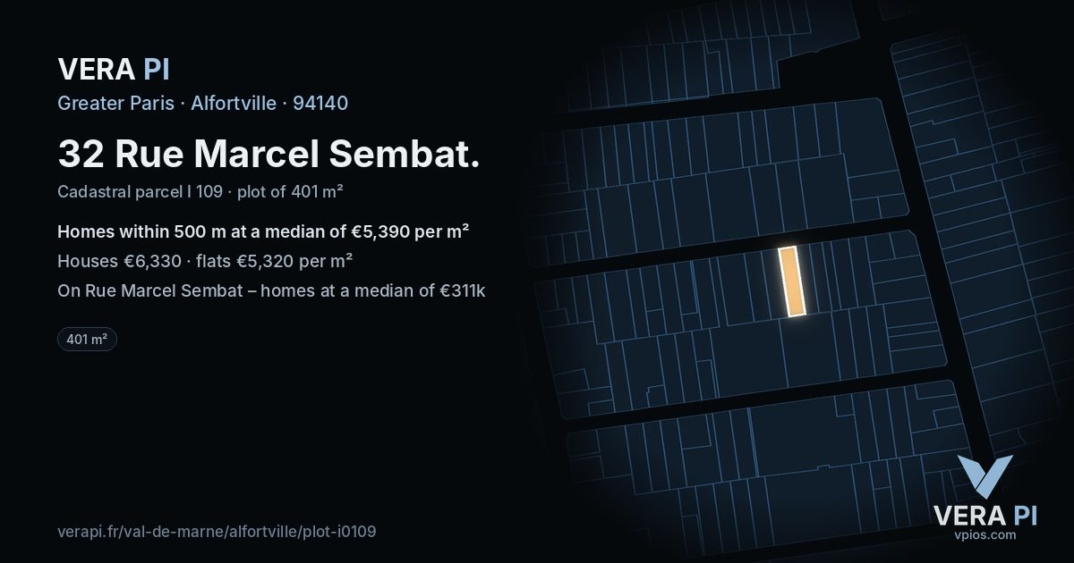 32 Rue Marcel Sembat, Alfortville at night – the plot lit, the parcels around coloured by the prices near them