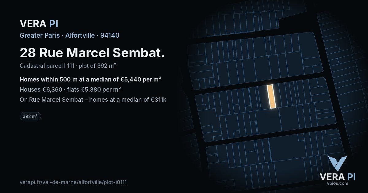 28 Rue Marcel Sembat, Alfortville at night – the plot lit, the parcels around coloured by the prices near them
