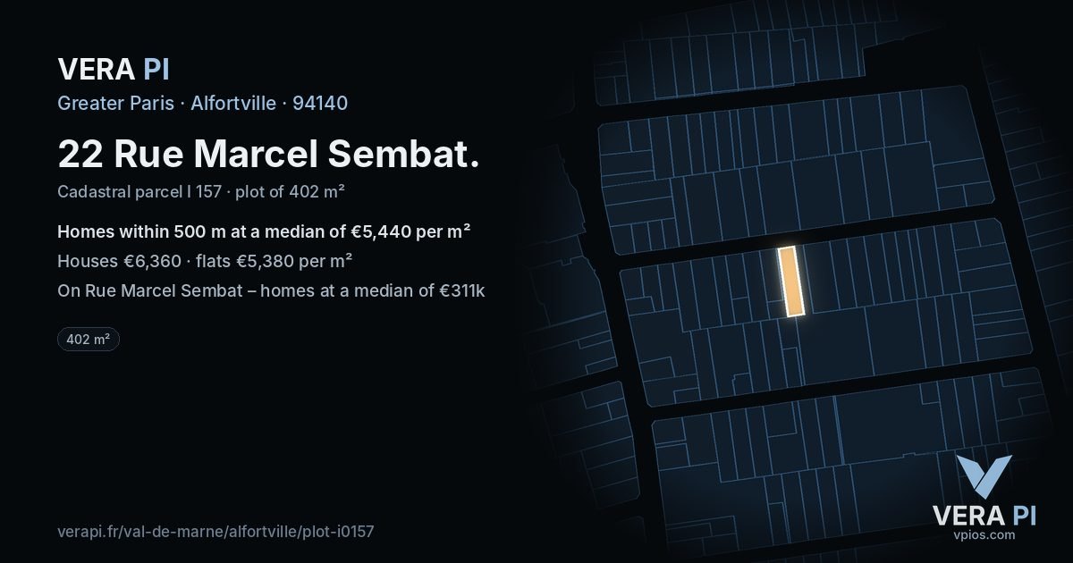22 Rue Marcel Sembat, Alfortville at night – the plot lit, the parcels around coloured by the prices near them