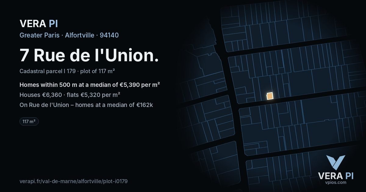 7 Rue de l'Union, Alfortville at night – the plot lit, the parcels around coloured by the prices near them