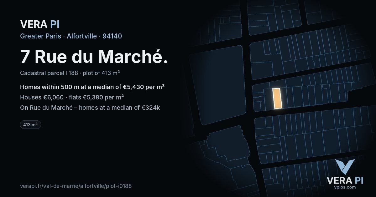 7 Rue du Marché, Alfortville at night – the plot lit, the parcels around coloured by the prices near them