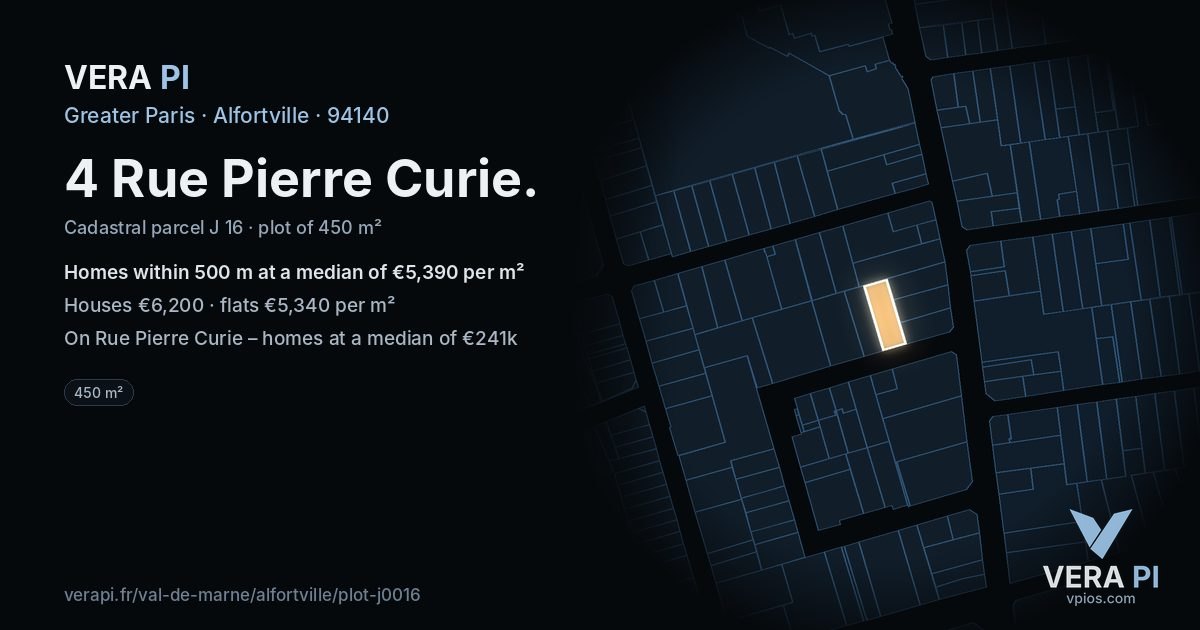 4 Rue Pierre Curie, Alfortville at night – the plot lit, the parcels around coloured by the prices near them