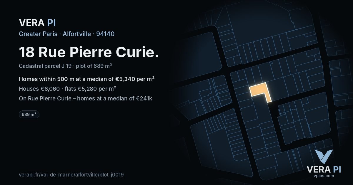 18 Rue Pierre Curie, Alfortville at night – the plot lit, the parcels around coloured by the prices near them