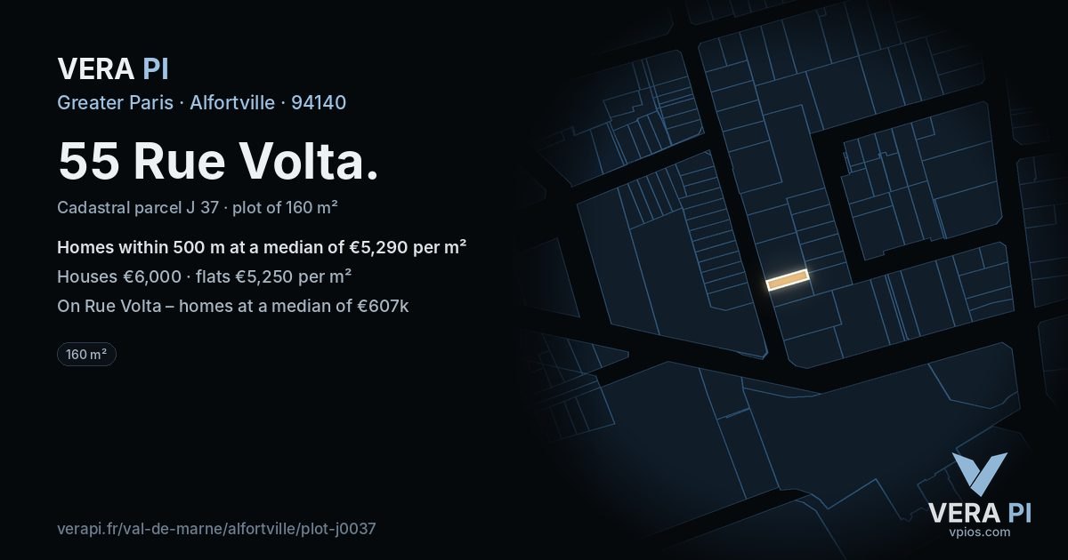 55 Rue Volta, Alfortville at night – the plot lit, the parcels around coloured by the prices near them