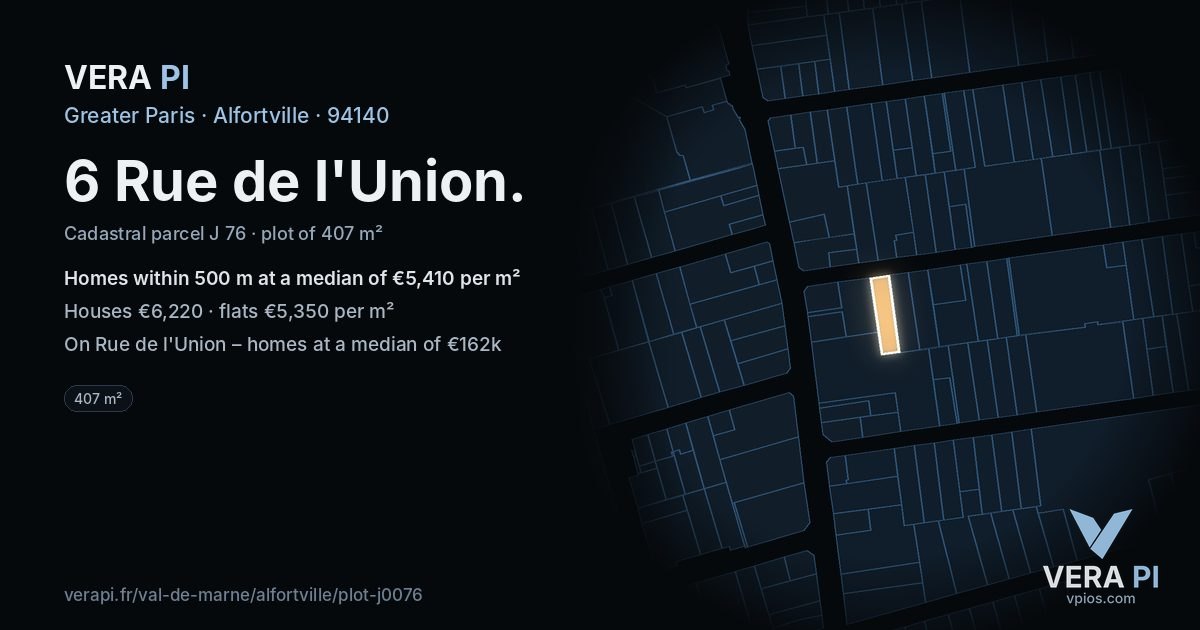 6 Rue de l'Union, Alfortville at night – the plot lit, the parcels around coloured by the prices near them