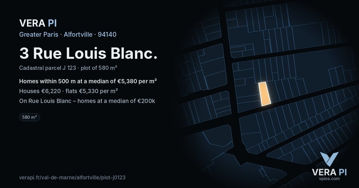 3 Rue Louis Blanc, Alfortville at night – the plot lit, the parcels around coloured by the prices near them