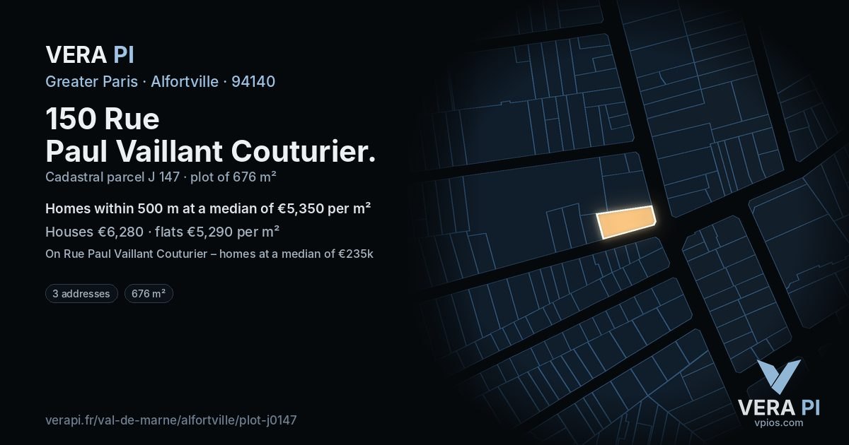 150 Rue Paul Vaillant Couturier, Alfortville at night – the plot lit, the parcels around coloured by the prices near them