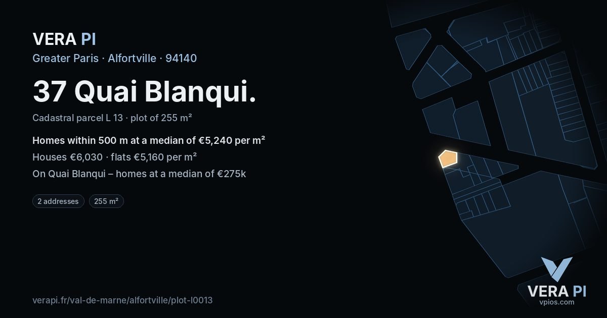 37 Quai Blanqui, Alfortville at night – the plot lit, the parcels around coloured by the prices near them
