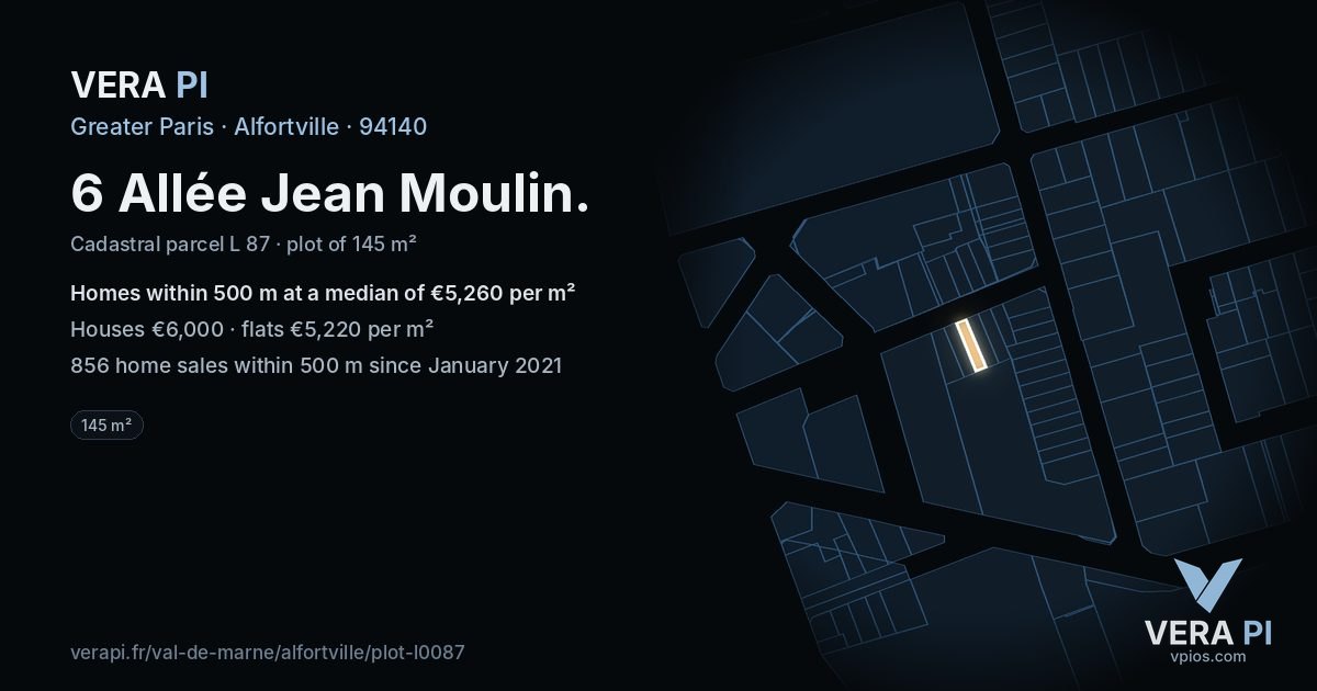 6 Allée Jean Moulin, Alfortville at night – the plot lit, the parcels around coloured by the prices near them