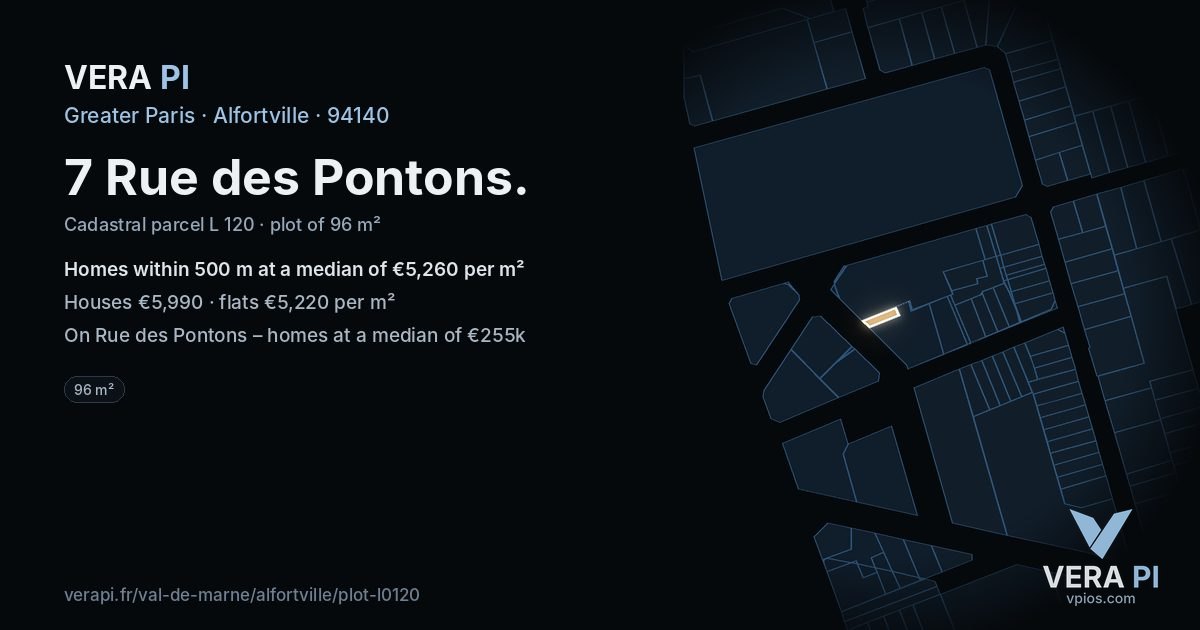 7 Rue des Pontons, Alfortville at night – the plot lit, the parcels around coloured by the prices near them